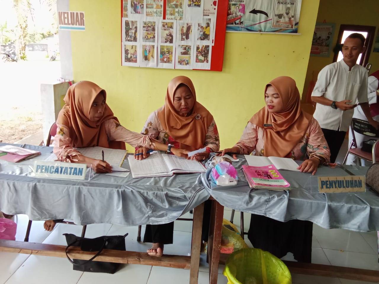 Kegiatan Nakes Di Desa Jangkang Dua